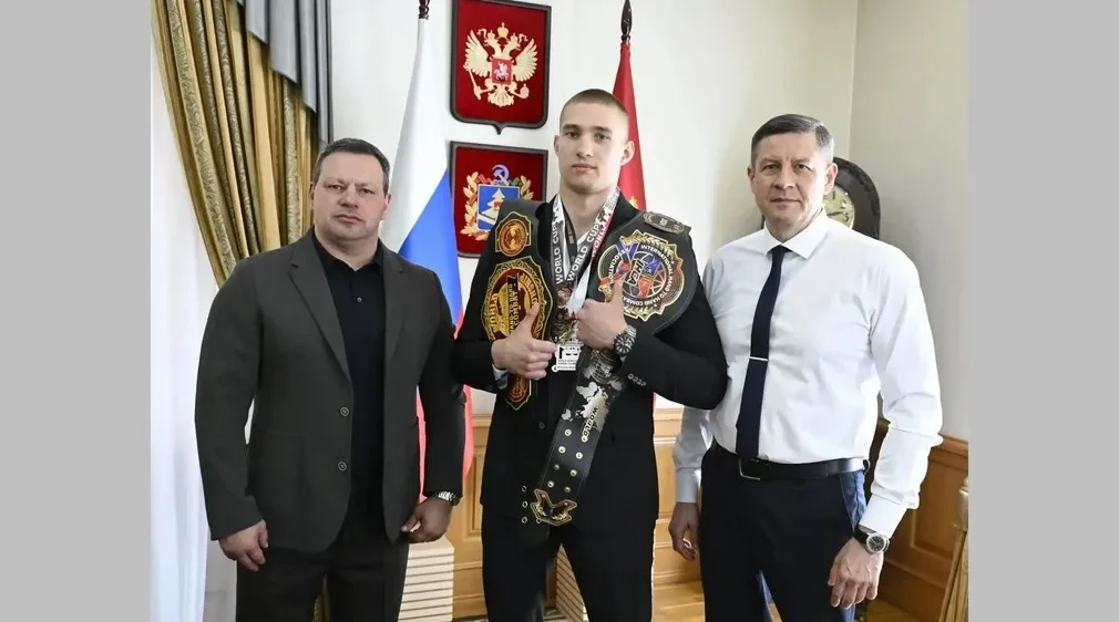 Егор Ковальчук поздравил с победой на чемпионате мира Александра Горохова