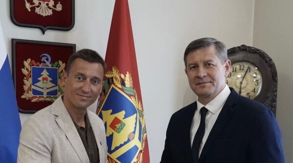 Глава Брянщны встретился с лыжником Александром Легковым