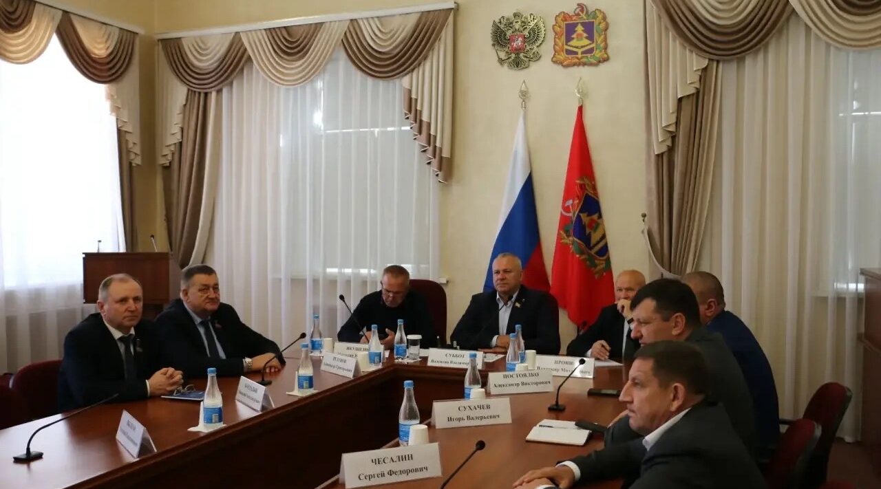 Депутаты Брянской областной Думы приняли участие в первом заседании Госдумы
